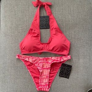 NEW Hawaii’s Finest Bikini Small Halter Cheeky Hot Pink HiFi